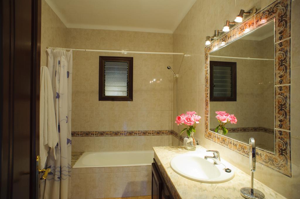 Finca Miquel Tomas Cas Concos Room photo