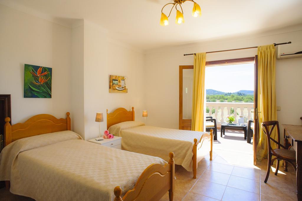 Finca Miquel Tomas Cas Concos Room photo